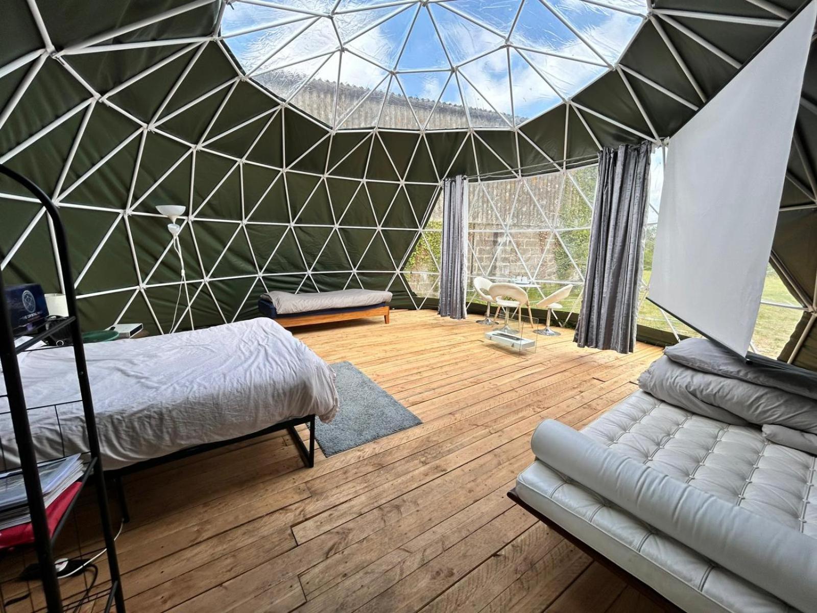 Lincoln Big Green Dome, Hot Tub, Projector, Firepit Washingborough المظهر الخارجي الصورة